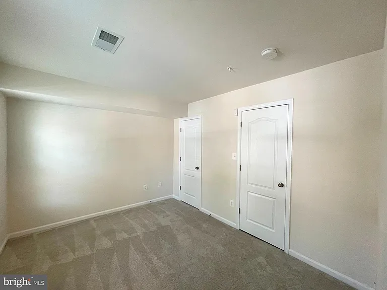 2863 Hedgerow Pl — Photo 3