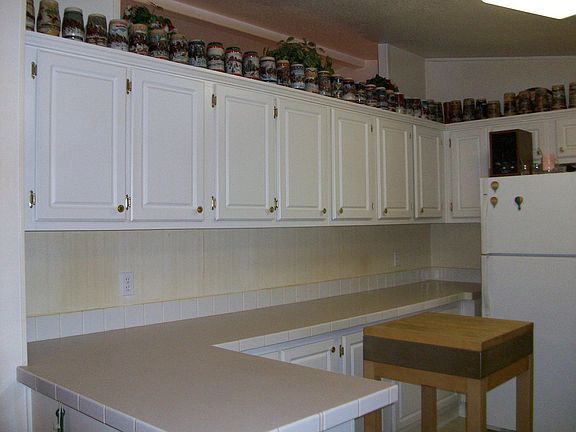 Kitchen cabinets & counter