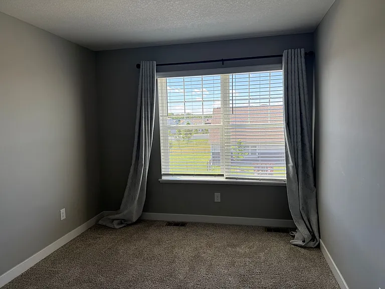 13144 Zachary Ln N — Photo 16