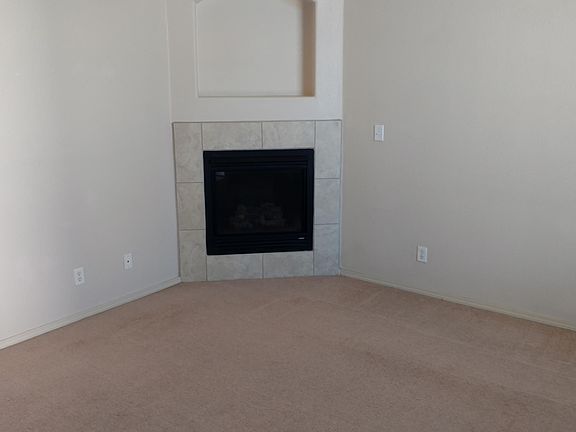 3rd image of 4132 Tierra Venado Dr