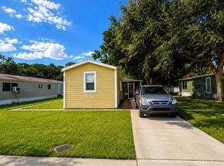 585 Groveland Dr, Melbourne, FL 32934