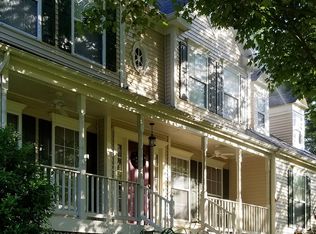15059 Greenmount Dr, Woodbridge, VA 22193