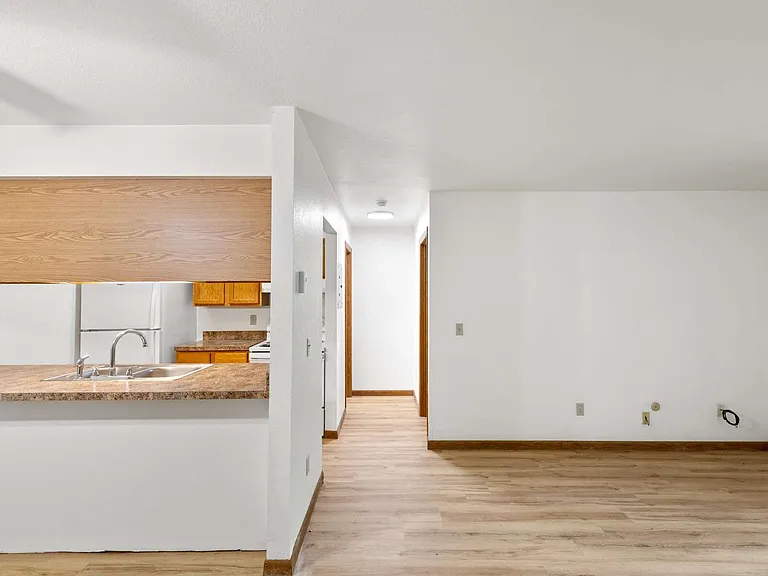 York Hills Apartments ( York Hills Apts LLC) — Photo 5