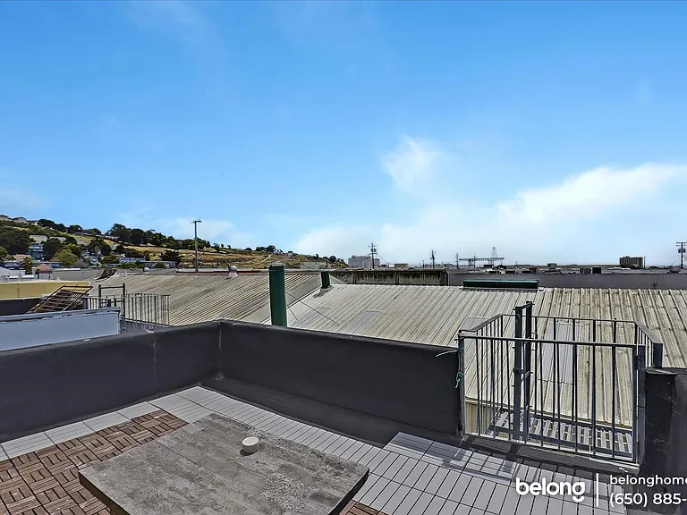 1475 Hawes St #B — Photo 24