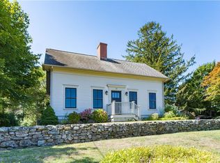 73 Stone Church Rd, Little Compton, RI 02837