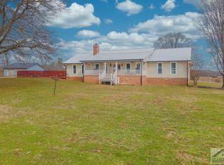 1424 Sailors Rd, Hull, GA 30646
