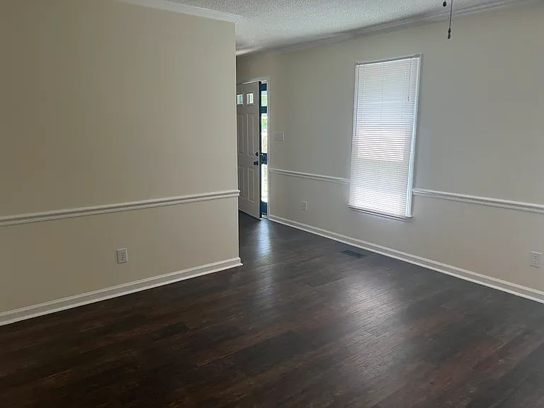 14 Williams Way — Photo 6