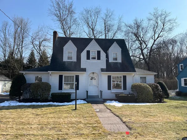 30 Russell Road, Southington, CT 06467