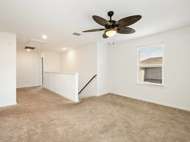 10806 Quinn Ct — Photo 6