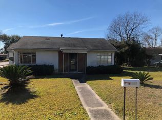 3901 Rachel Ave, Port Arthur, TX 77642