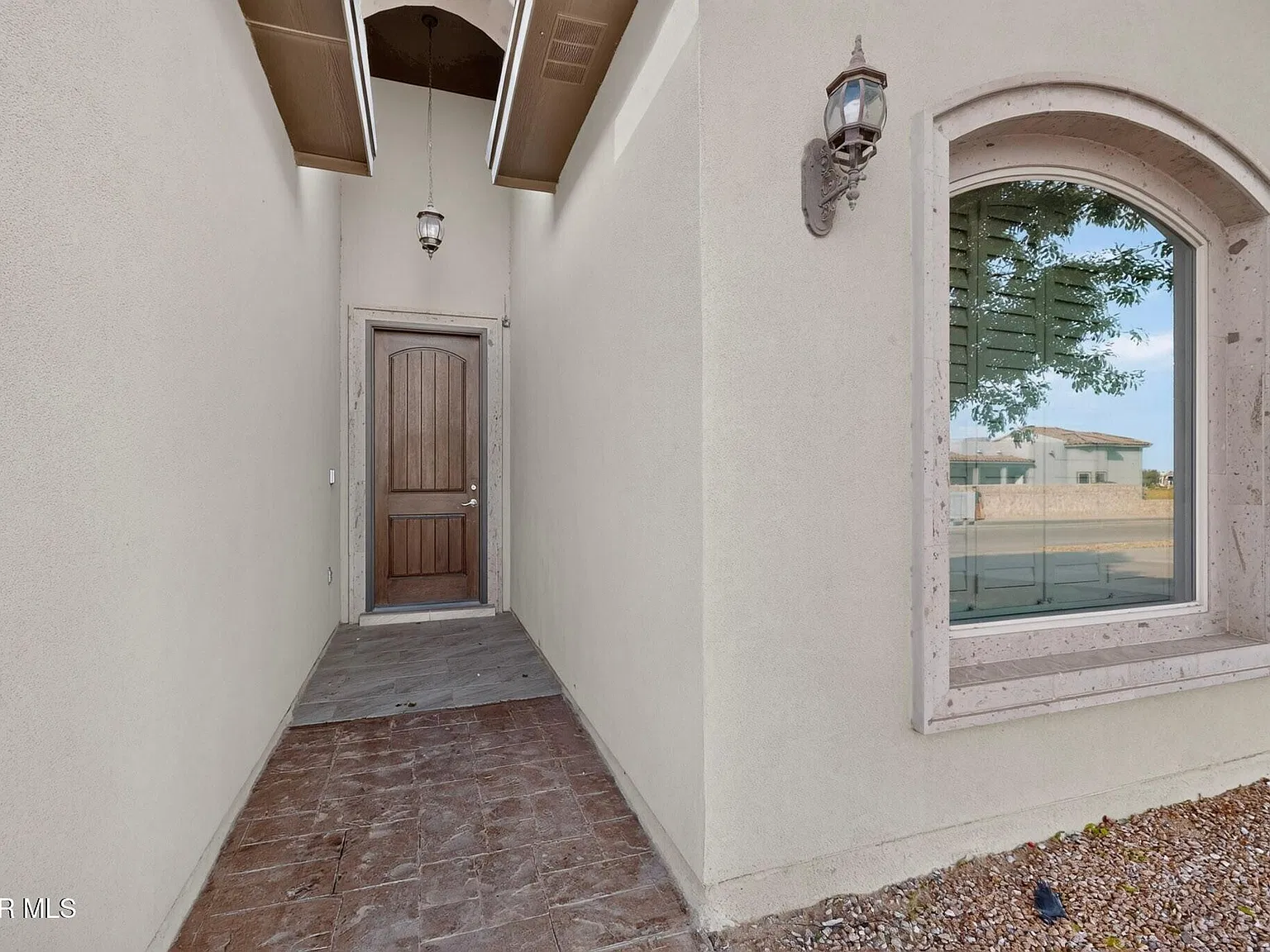 3 bed, 2.0 bath, 1650 sqft, $1,800 — Photo 4