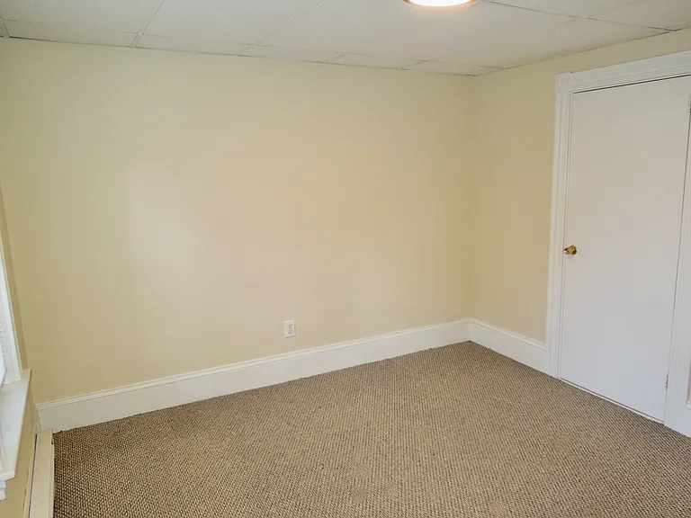 50 Sandwich St #4 — Photo 8