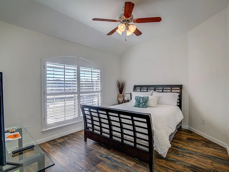 6815 Sawmill Rd — Photo 22