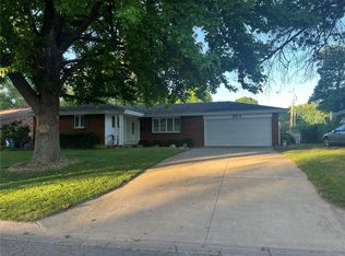 309 S Walnut St, Bethalto, IL