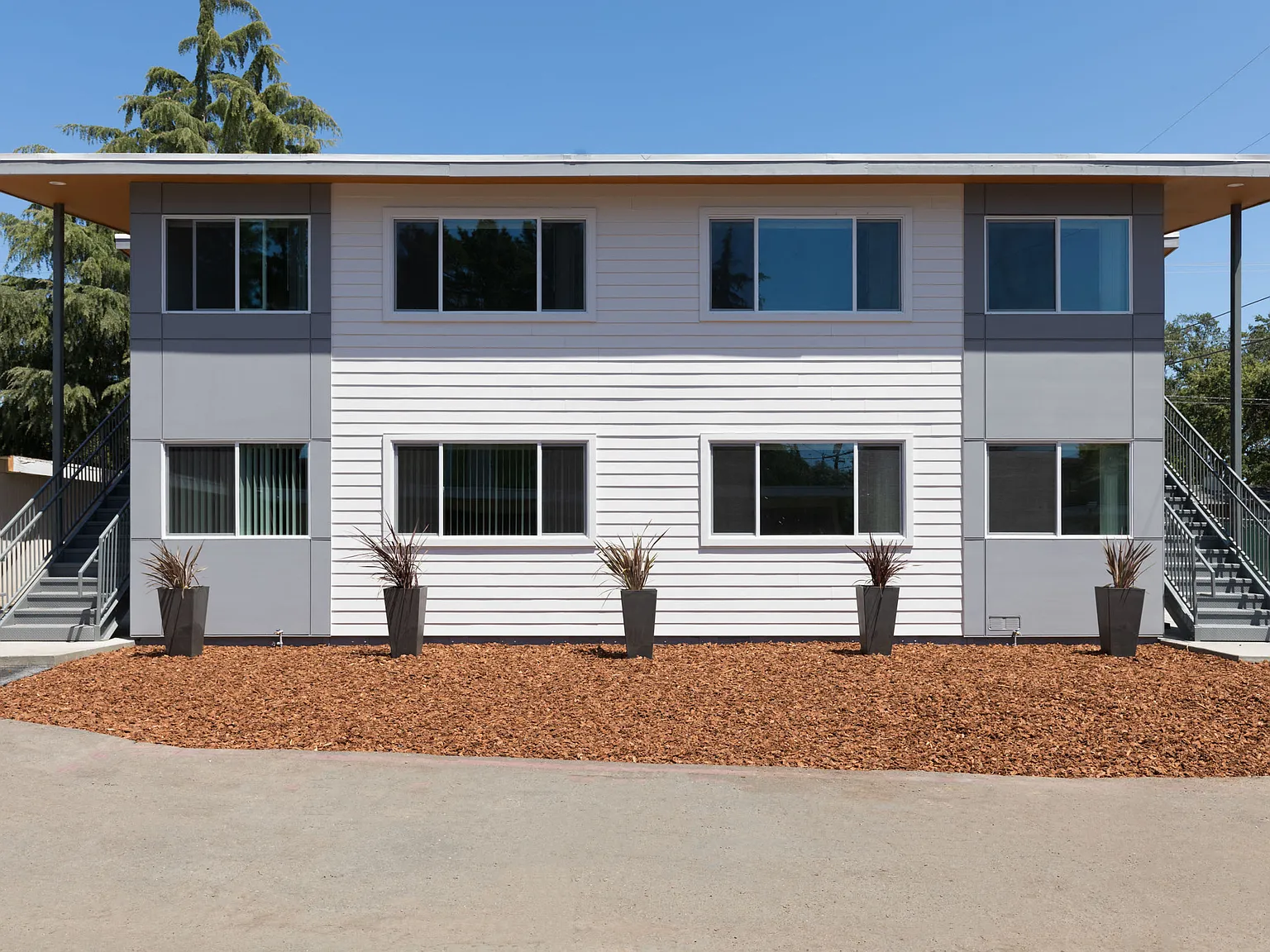 Santa Rosa Oaks — Photo 2