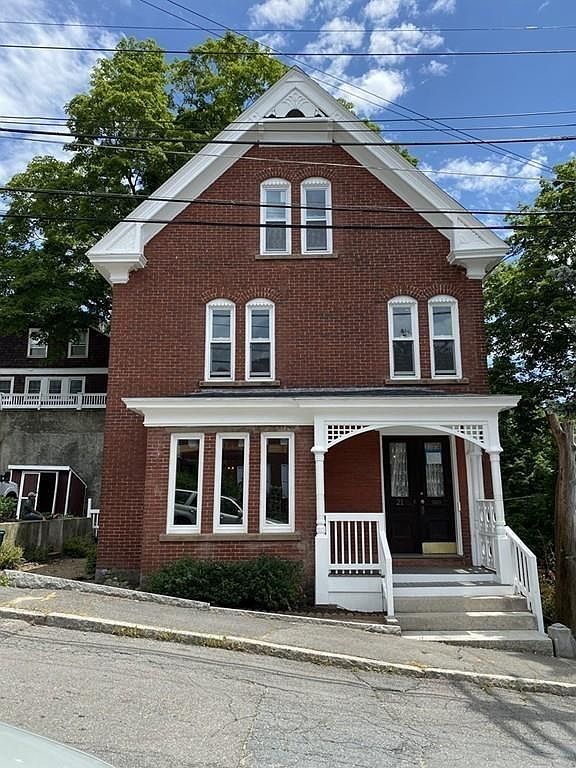 Showing Book - 80 Arlington Street, Fitchburg MA by RE/MAX Liberty