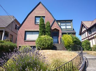 2661 37th Ave SW, Seattle, WA 98126