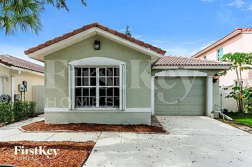 4652 Concordia Ln Photo 1
