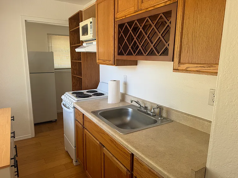 1217 S Durango St — Photo 19