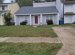 1617 Mill Oak Dr, Virginia Beach, VA 23464
