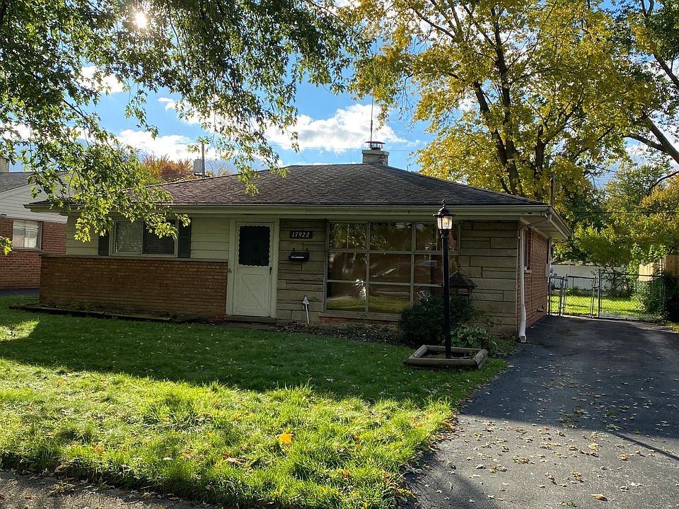 1st image of 17922 Oakwood Ave
