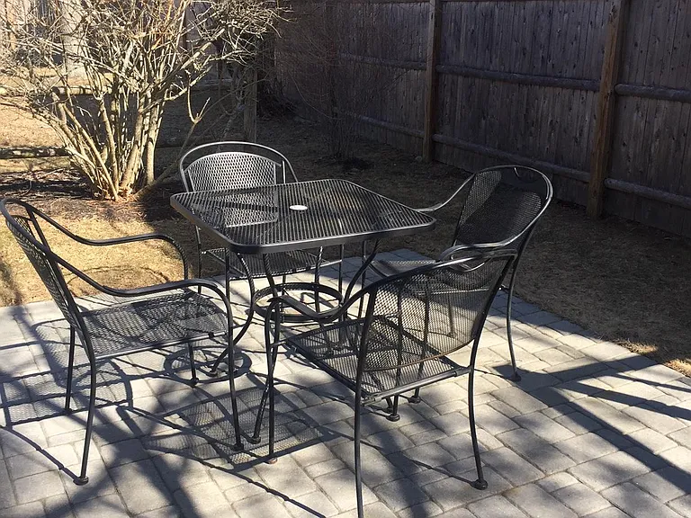 17 Sunset Ave — Photo 32