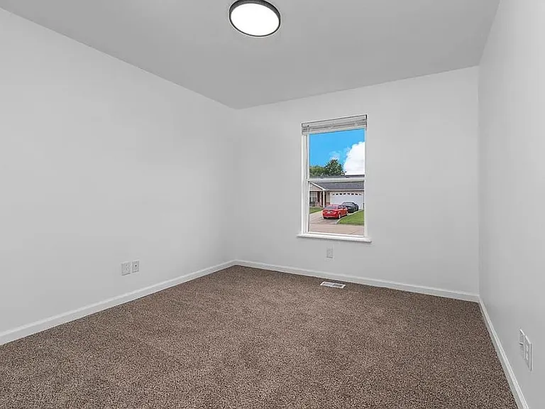 111 Turkey Run Ct — Photo 12