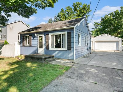 71 Jonquil St SW, Grand Rapids, MI, 49548