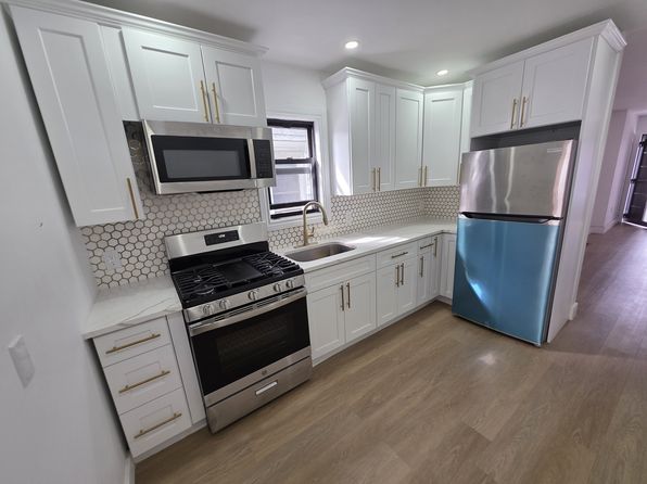 21330 112th Ave Floor 1