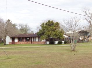 603 E Dallas Ave, Seadrift, TX 77983