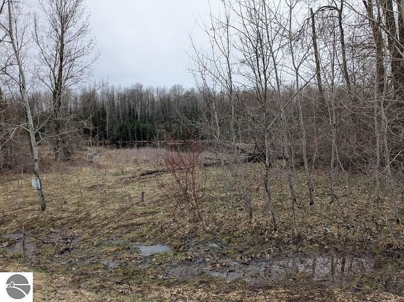1st image of 0 Lakeview Dr