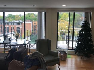 1615 Beacon St, Brookline, MA 02446