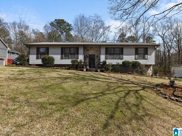 2013 Eastbrook Dr, Trussville, AL 35173