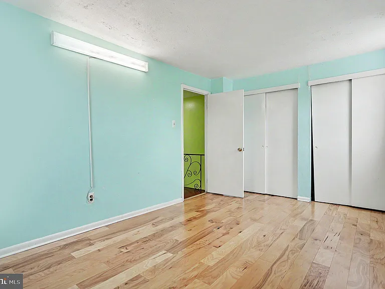 653 Franklin St — Photo 24