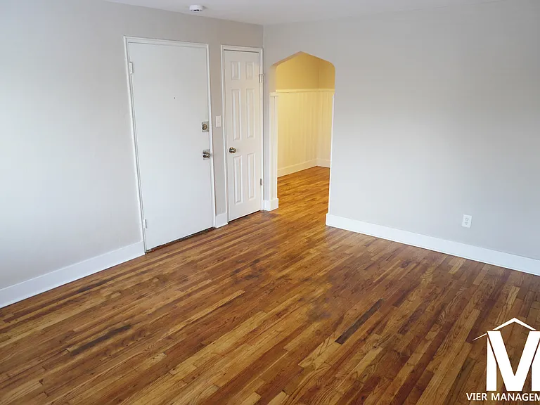 Oakwood at Deer Park Apartments — Photo 11