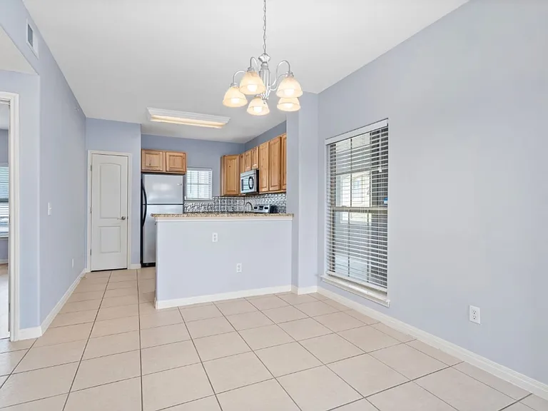 6810 Deatonhill Dr #1200 — Photo 6
