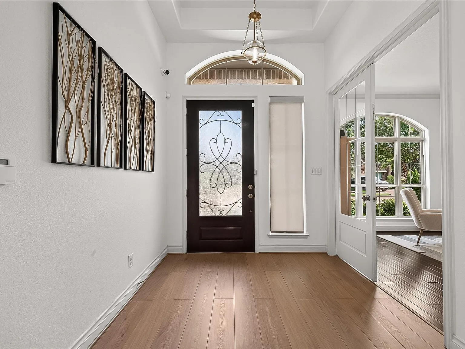 4 bed, 3.0 bath, 2759 sqft, $3,600 — Photo 4