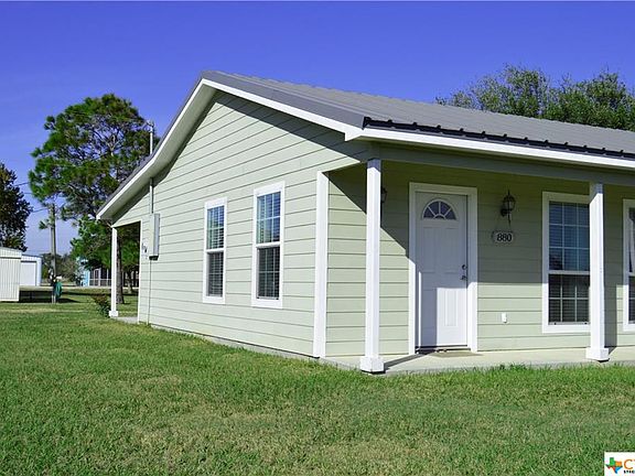 2nd image of 880 Swallow Dr