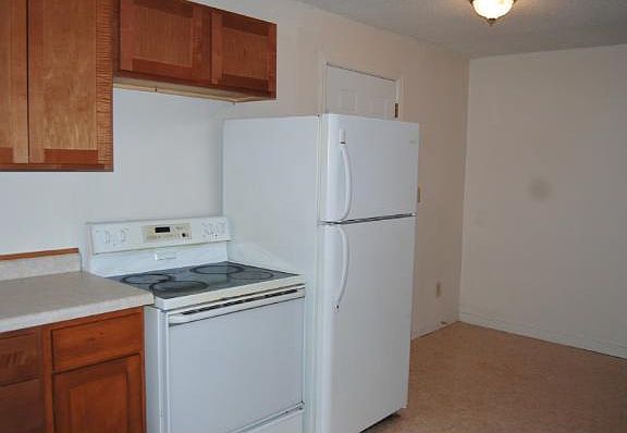5th image of 3422 Girard Ave N