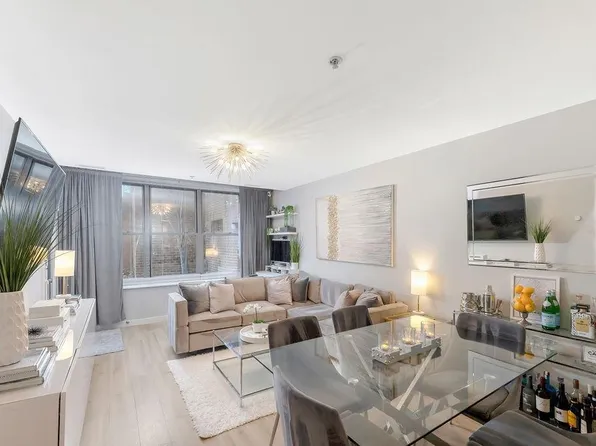 26 Avenue At Port Imperial image 7 of 38