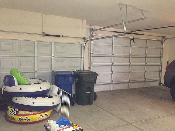 9' garage door