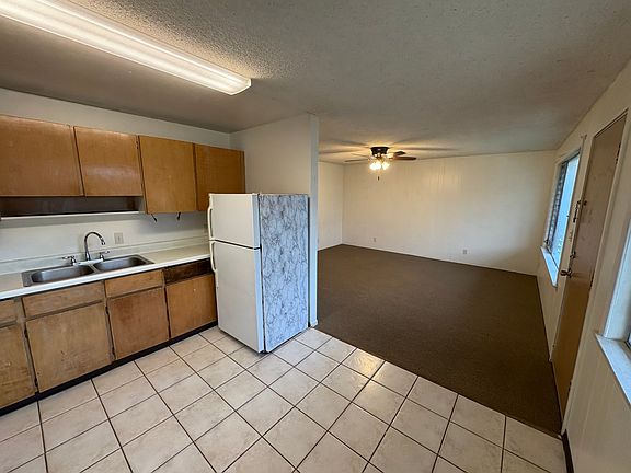 4th image of 485 Waianuenue Ave APT 241