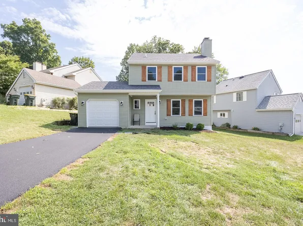 1219 Delaware Ln, Downingtown, PA 19335
