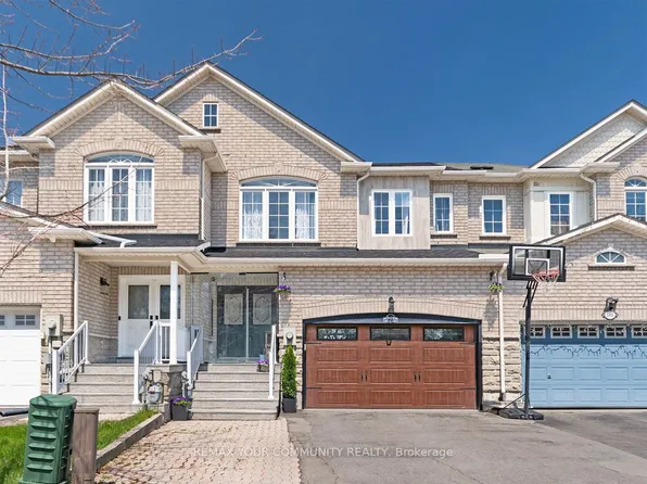 563 Mulock Ct, Newmarket, ON L3Y 5H1