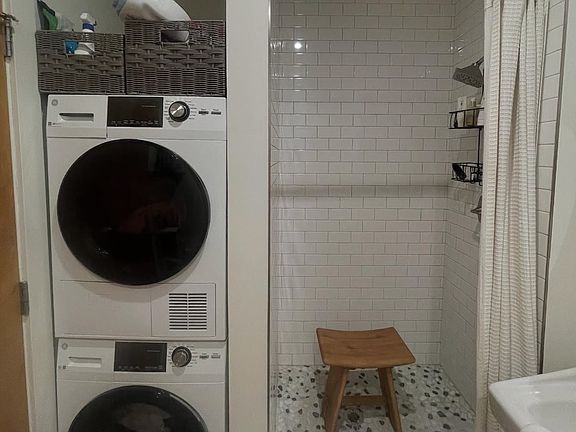 3rd image of 1545 E 2nd St E Unit 3