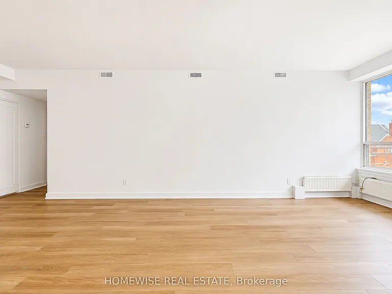 2500 Bathurst St #307 — Photo 13