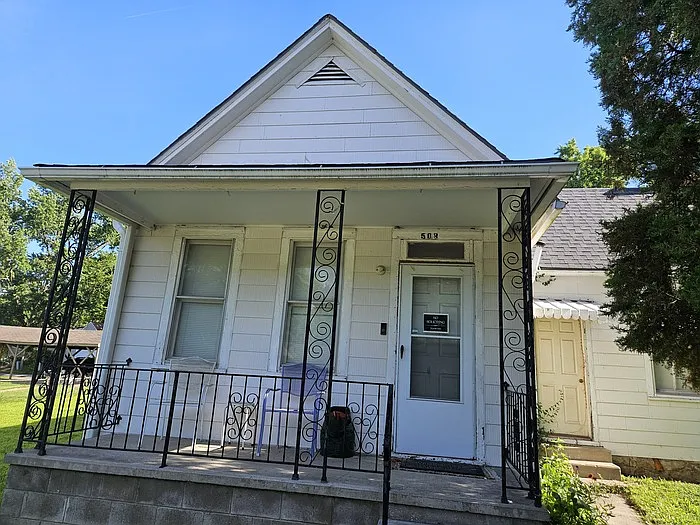 508 Thornton St