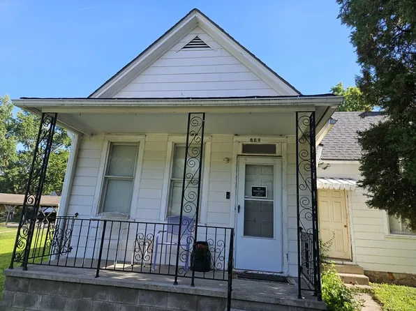 508 Thornton St, Leavenworth, KS 66048