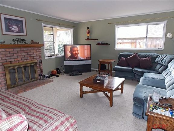 4th image of 549 Jeffrey Dr