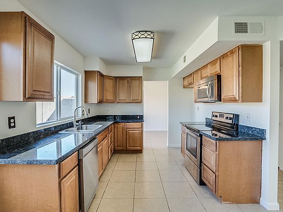 3rd image of 4508 E Saint Anne Ave